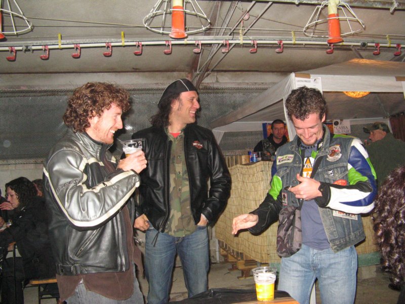 photo2.jpg